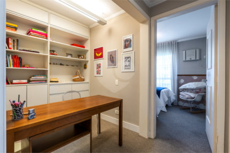 Apartamento à venda com 3 quartos, sendo 1 suíte, em Moema, São Paulo, SP