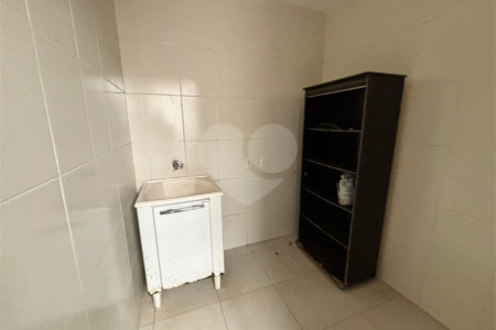Casa de Vila à venda com 2 quartos, sendo 1 suíte, em Conjunto Residencial Jardim Villagio Torino, Sorocaba, SP