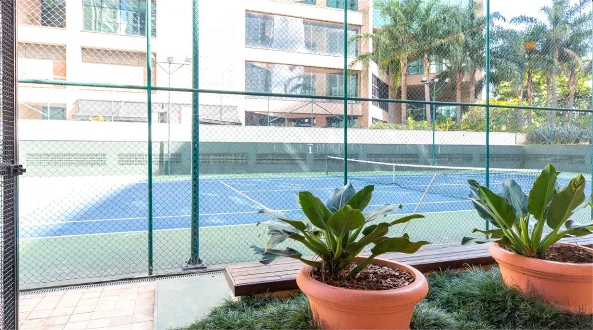Apartamento à venda com 4 quartos, sendo 3 suítes, em Cidade Monções, São Paulo, SP
