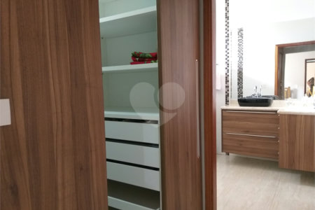 Casa à venda com 3 quartos, sendo 2 suítes, em Jardim das Estações (vila Xavier), Araraquara, SP