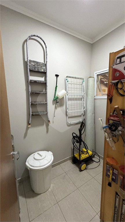Casa à venda com 3 suítes no condomínio Residencial Delle Stelle, Louveira - SP
