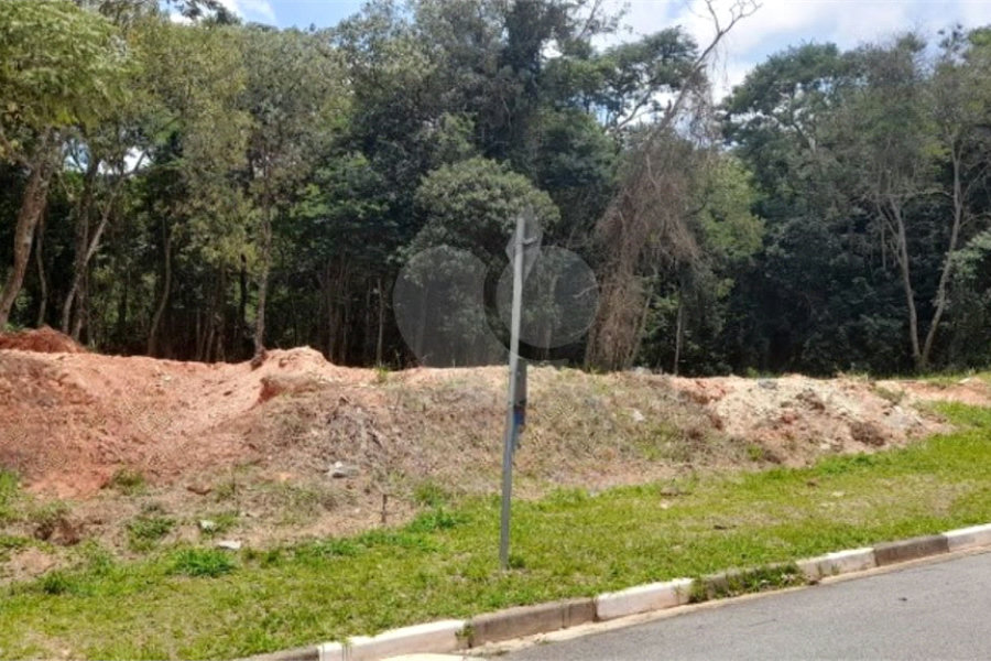 Terreno à venda no condomínio Itaguaçu da Cantareira, São Paulo - SP