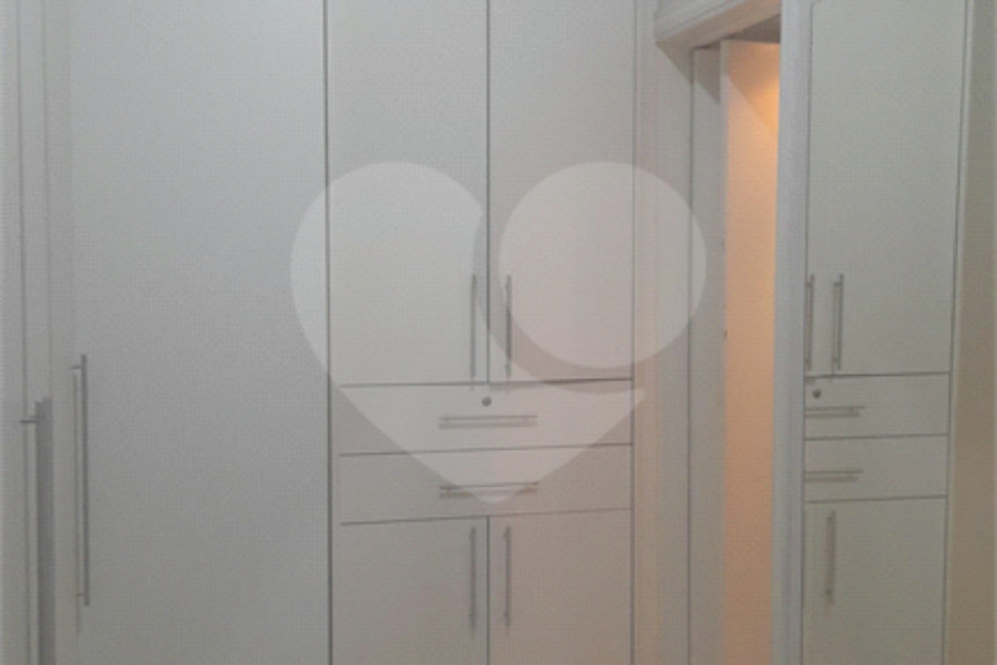 Sobrado à venda com 3 quartos, sendo 1 suíte, em Tremembé, São Paulo, SP
