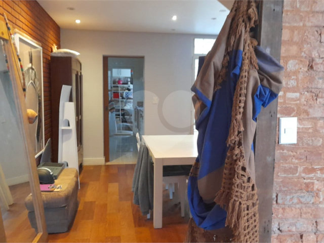 Casa de Vila à venda com 3 quartos em Vila Mariana, São Paulo, SP