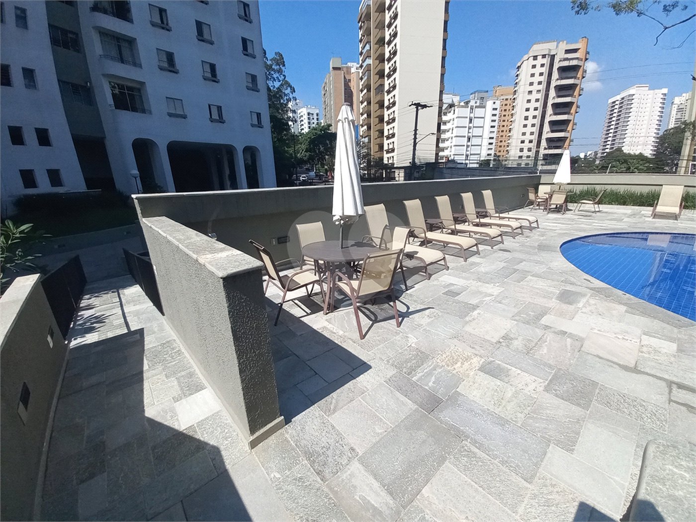 Apartamento à venda com 3 quartos, sendo 1 suíte, em Vila Andrade, São Paulo, SP