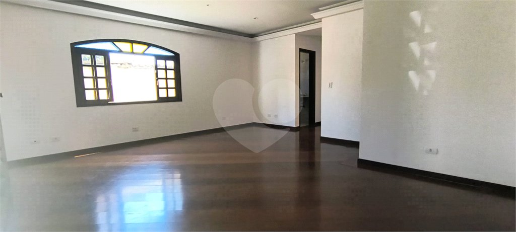 Sobrado à venda com 3 quartos, sendo 2 suítes, em Jardim Ivana, São Paulo, SP