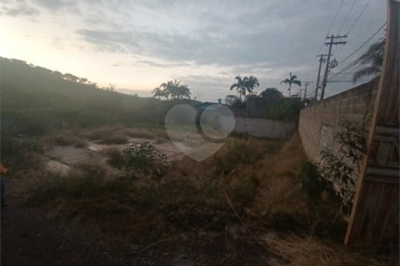 Terreno à venda no Centro, Bom Jesus dos Perdões, SP