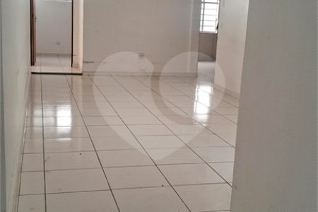 Casa para alugar com 9 quartos, sendo 3 suítes, em Jardim Panorama, Sorocaba, SP