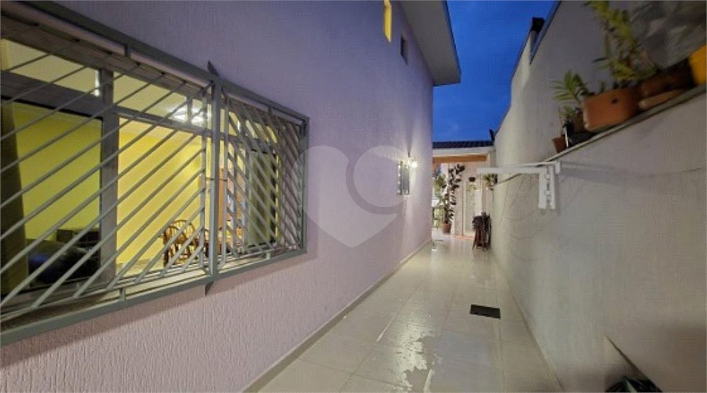 Sobrado à venda com 3 quartos, sendo 1 suíte, em Tremembé, São Paulo, SP
