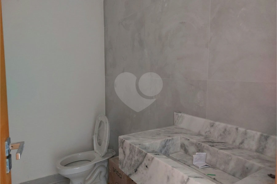 Sobrado à venda com 3 quartos, sendo 1 suíte, em Limão, São Paulo, SP