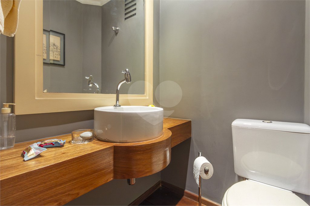Apartamento à venda com 3 quartos, sendo 1 suíte,  em Sumarezinho, São Paulo, SP