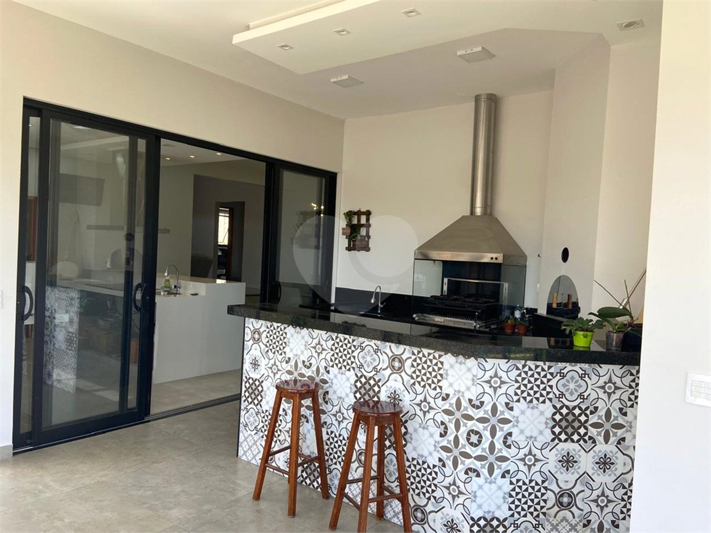 Casa à venda com 3 suítes no condomínio Terras de Santa Teresa, Itupeva - SP