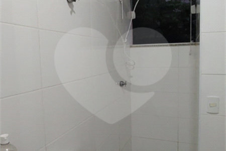 Casa para alugar com 4 quartos, sendo 3 suítes,  no condomínio Figueira Garden, Atibaia - SP