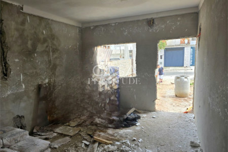 Casa Térrea à venda com 2 quartos em Jardim Vergínia, Sorocaba, SP