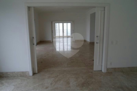 Apartamento à venda com 4 suítes em Panamby, São Paulo, SP