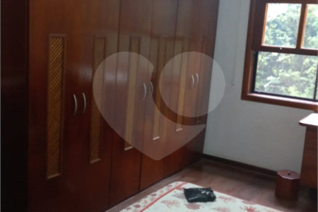 Casa à venda ou para alugar com 5 quartos, sendo 1 suíte,  em Vila Oliveira, Mogi das Cruzes, SP