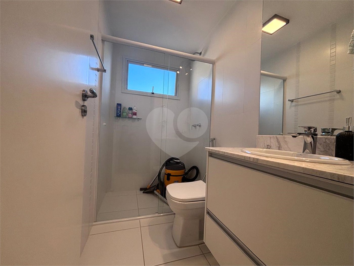Apartamento à venda com 3 suítes em Parque Campolim, Sorocaba, SP