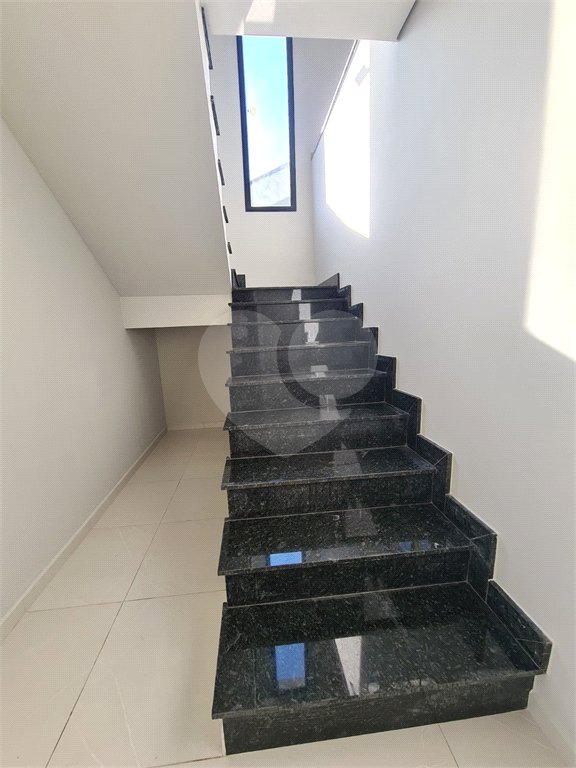 Casa à venda com 3 suítes no condomínio Reserva dos Jatobás, Louveira - SP