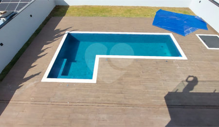 Casa à venda com 4 suítes, no condomínio Figueira Garden, Atibaia - SP
