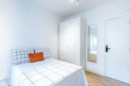 Apartamento à venda com 3 quartos, sendo 1 suíte, em Itaim Bibi, São Paulo, SP