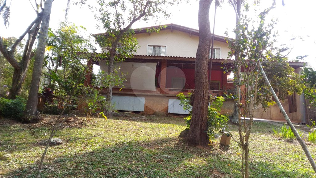Casa à venda com 3 quartos, sendo 1 suíte,  em Jundiaizinho (terra Preta), Mairiporã, SP