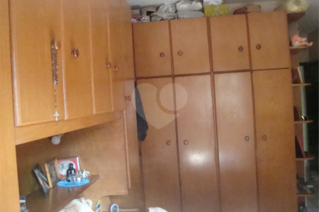 Sobrado à venda com 3 suítes em Vila Vitório Mazzei, São Paulo, SP