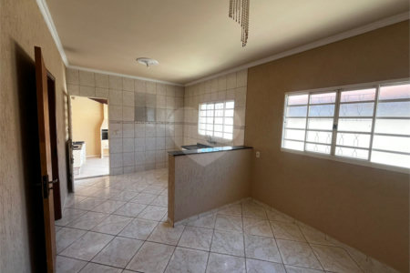 Casa à venda com 3 quartos, sendo 1 suíte, em Jardim Fogaça, Itapetininga, SP