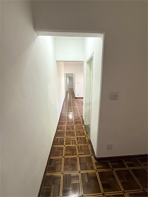 Casa Térrea à venda ou para alugar com 2 suítes em Alvinópolis, Atibaia, SP