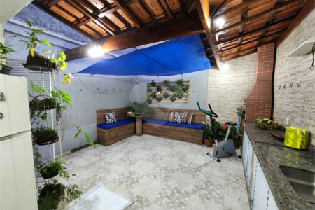 Sobrado à venda com 3 quartos, sendo 1 suíte,  em Jardim Ana Maria, São Paulo, SP