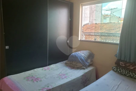 Sobrado à venda com 4 quartos, sendo 2 suítes, em Vila Mazzei, São Paulo, SP