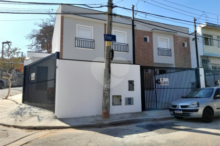 Sobrado à venda com 2 suítes em Vila Universitária, São Paulo, SP