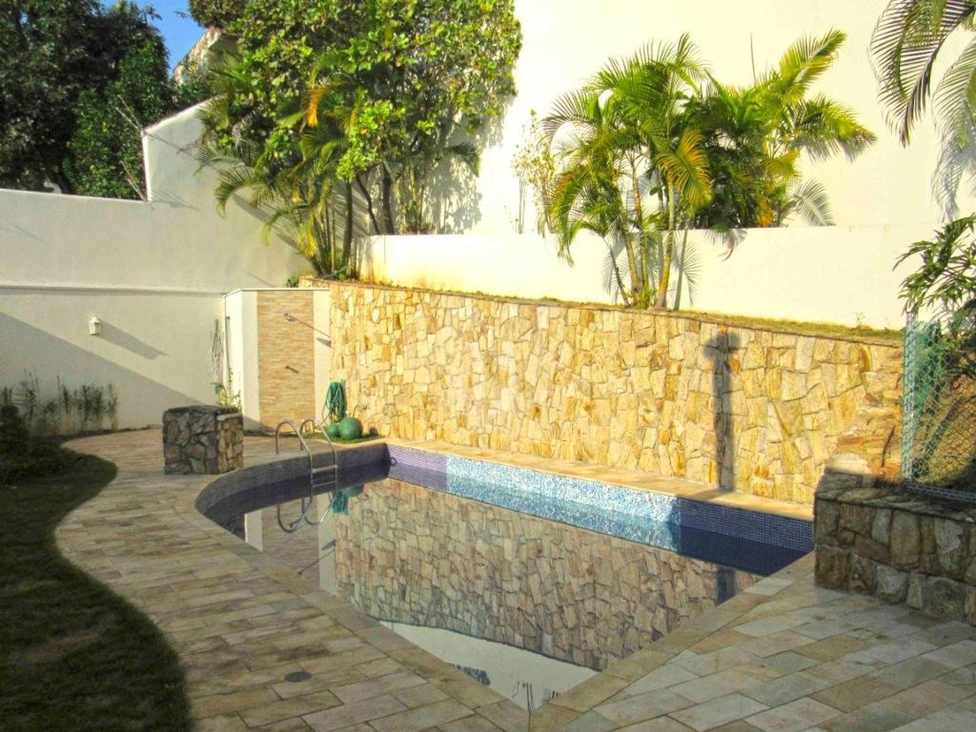 Casa à venda com 4 suítes no condomínio Residencial Giardino Pirandello, São Paulo - SP