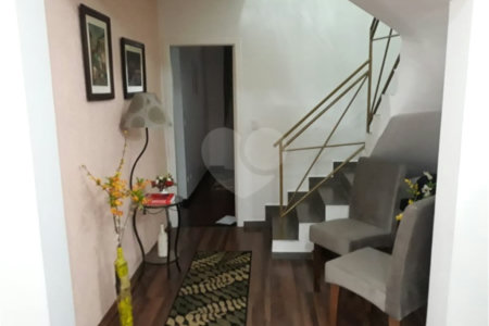 Casa à venda com 3 quartos, sendo 1 suíte, em Vila Suissa, Mogi das Cruzes, SP
