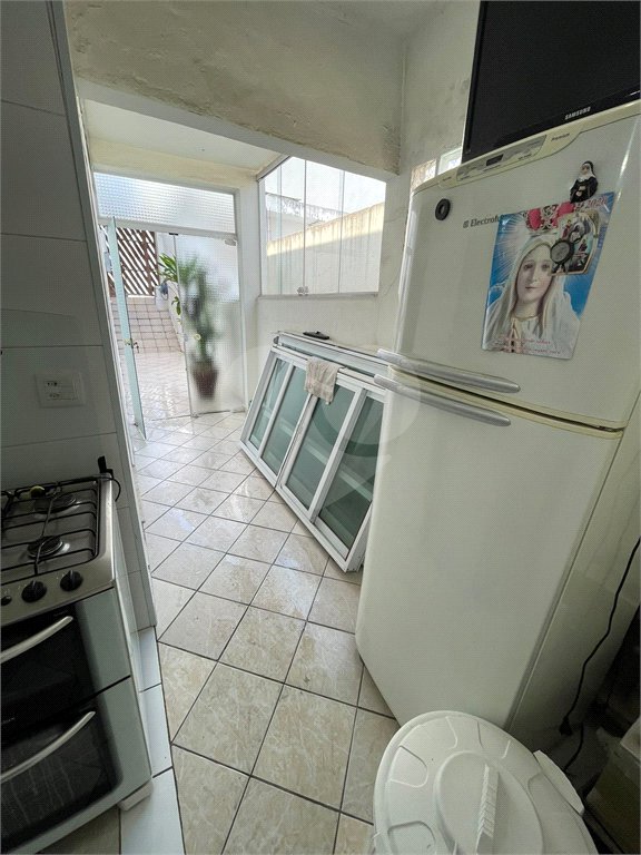 Casa Térrea à venda com 2 quartos em Parque Vitória, São Paulo, SP