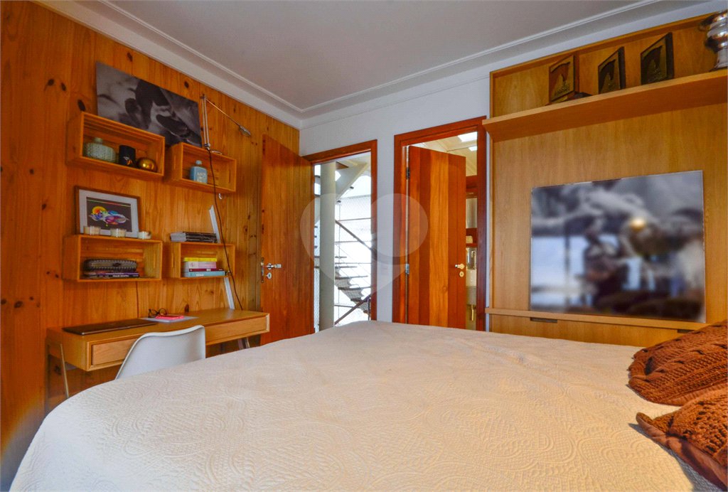 Casa à venda com 5 quartos, sendo 4 suítes, no condomínio Espaço Mobile - Real Parque, São Paulo - SP