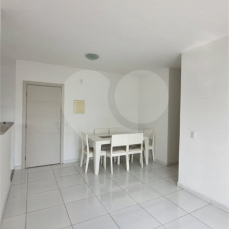 Apartamento para alugar com 2 quartos, sendo 1 suíte,  em Vila Mogilar, Mogi das Cruzes, SP