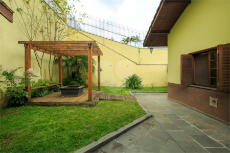 Casa Térrea à venda com 4 quartos, sendo 3 suítes, em Jardim Marajoara, São Paulo, SP
