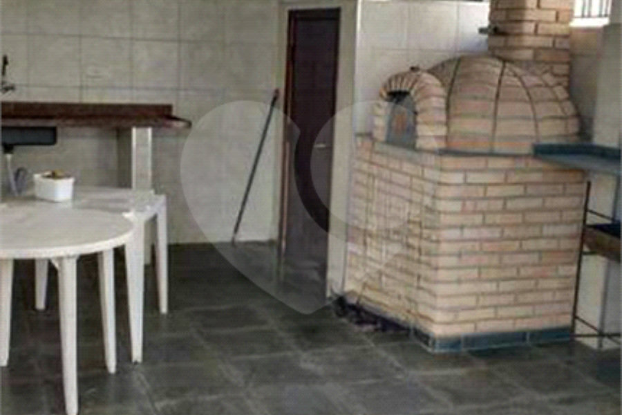 Sobrado à venda com 3 quartos, sendo 1 suíte,  em Vila Guilherme, São Paulo, SP