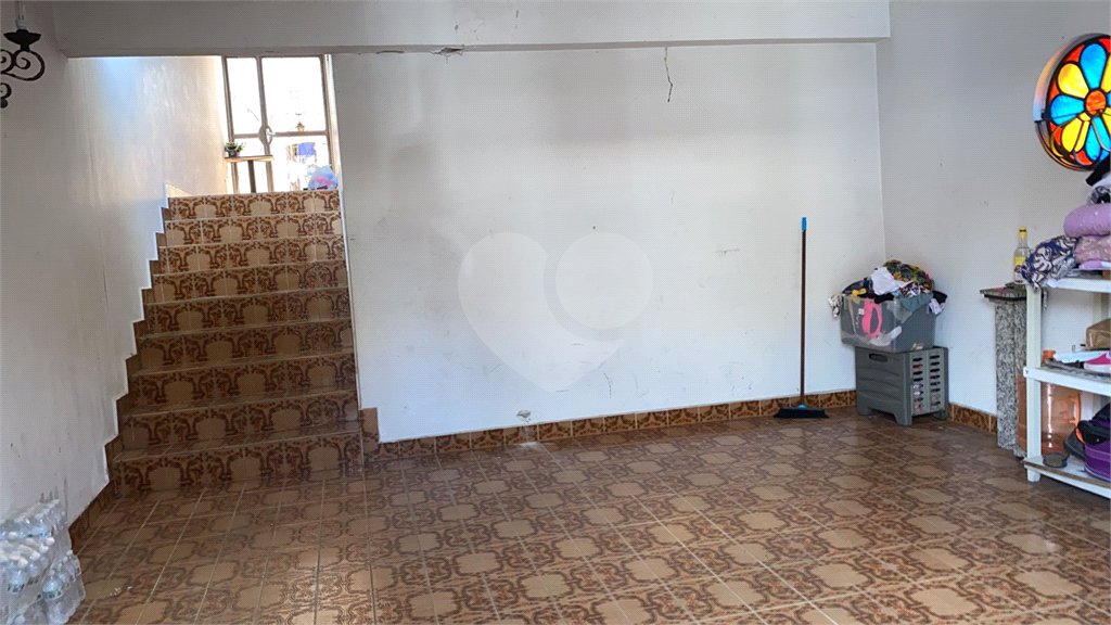 Casa à venda com 3 quartos, sendo 1 suíte, em Vila Marari, São Paulo, SP