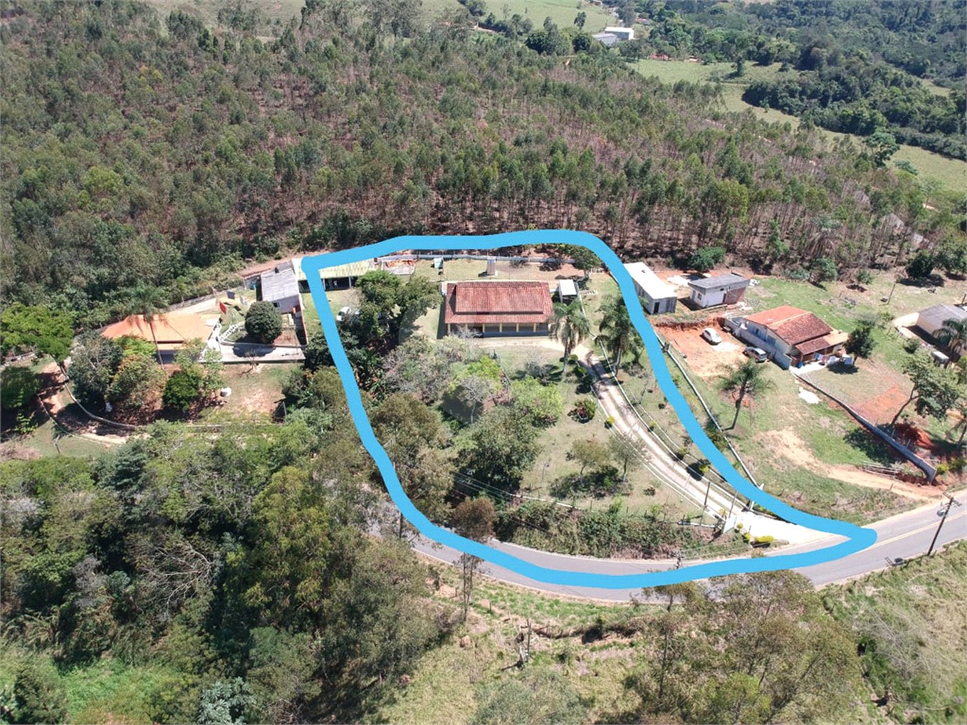 Chácara à venda com 4 quartos no Centro, Piracaia, SP