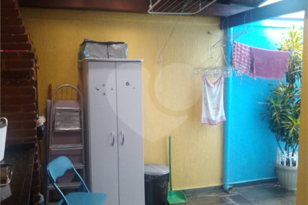 Sobrado à venda com 3 quartos, sendo 1 suíte,  em Vila do Castelo, São Paulo, SP
