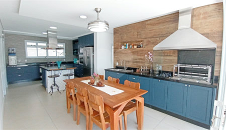 Casa à venda com 3 suítes no condomínio Vila do Sol, Valinhos - SP