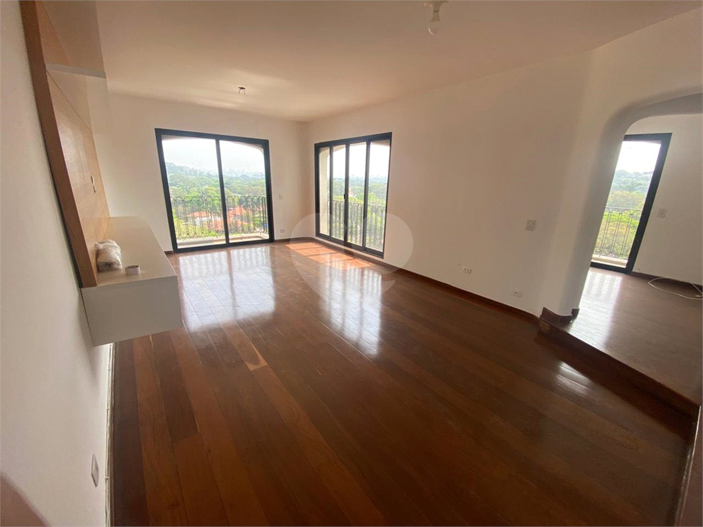 Apartamento para alugar com 3 suítes em Pinheiros, São Paulo, SP