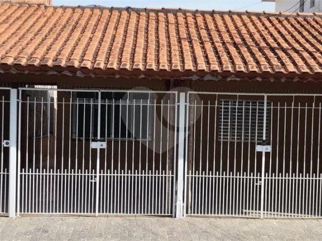 Casa Térrea à venda com 4 quartos, sendo 1 suíte,  em Tremembé, São Paulo, SP