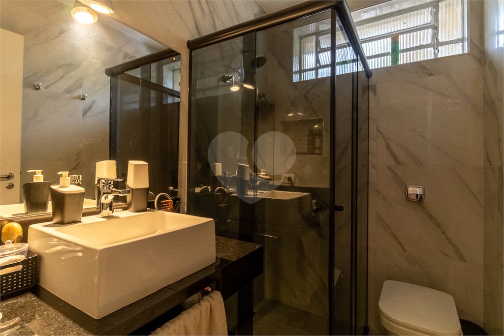 Casa à venda com 3 quartos, sendo 1 suíte,  em Parque Colonial, São Paulo, SP