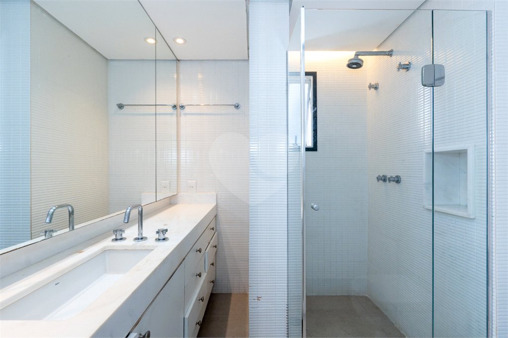 Apartamento à venda com 2 suítes em Brooklin, São Paulo, SP