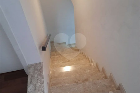Sobrado à venda com 4 quartos, sendo 1 suíte,  em Jardim São Paulo(zona Norte), São Paulo, SP