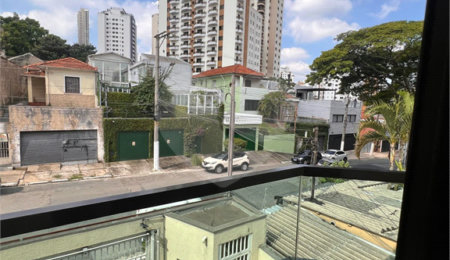 Sobrado à venda com 3 suítes em Vila Regente Feijó, São Paulo, SP