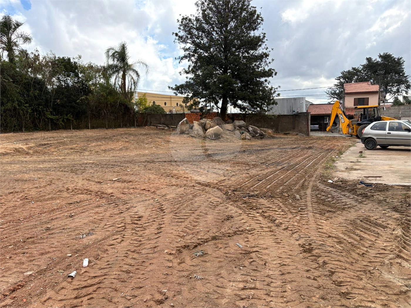 Área de Terra à venda em Vila Colorau, Sorocaba, SP