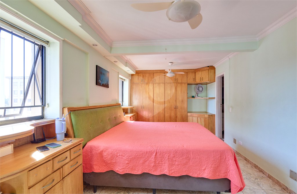 Apartamento à venda com 4 quartos, sendo 1 suíte, em Jardim Marajoara, São Paulo, SP